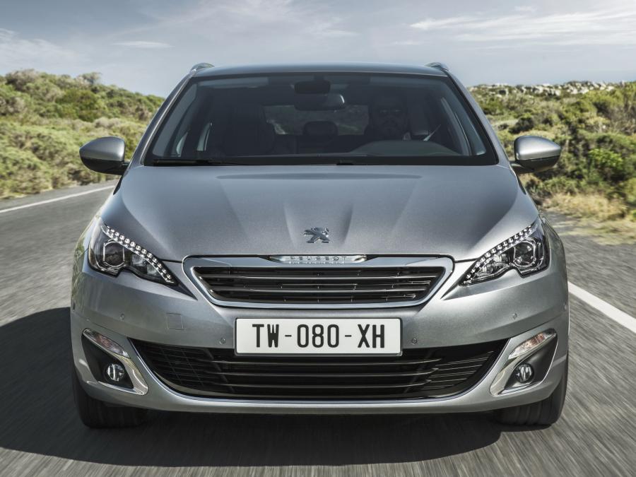  Peugeot 308 SW 2014 года  (фото 30 из 46)